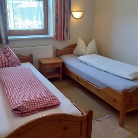 Nieslerhof * מאיירהופן