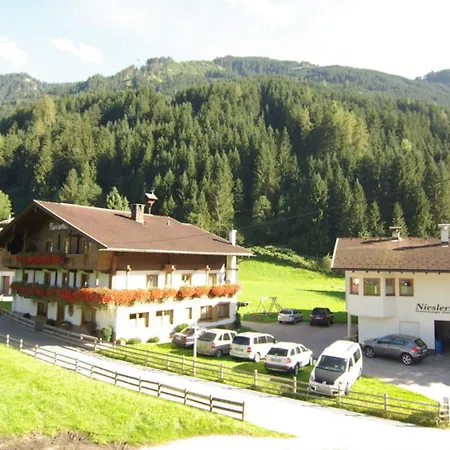 Nieslerhof * Майрхофен