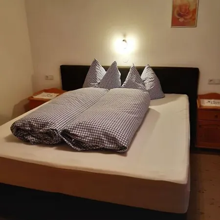 مزرعة للإقامة Nieslerhof مايرهوفن